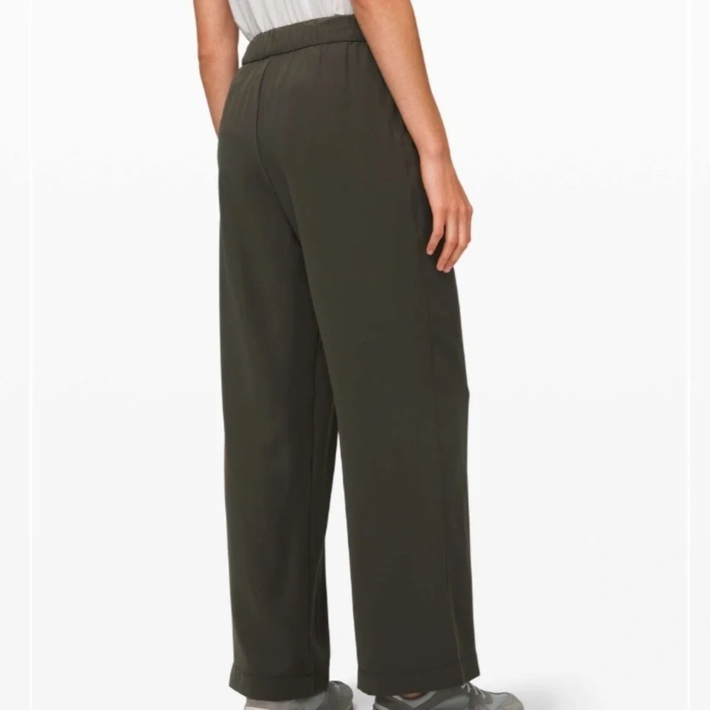 Lululemon Noir Pant Dark Olive